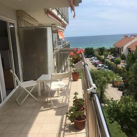 Precioso Apartamento En La Playa Barcelona Cabrera de Mar Luaran gambar